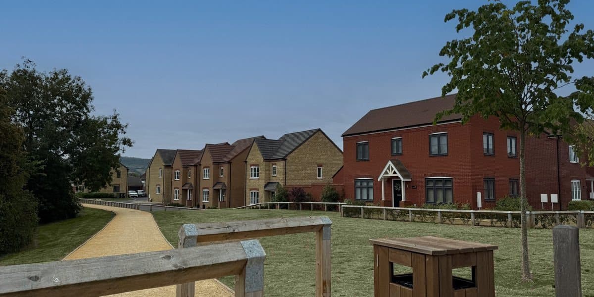 Hunts Grove, Gloucester, Gloucestershire, Gloucester — exterior