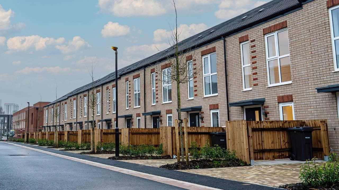 Port Loop, Birmingham — exterior