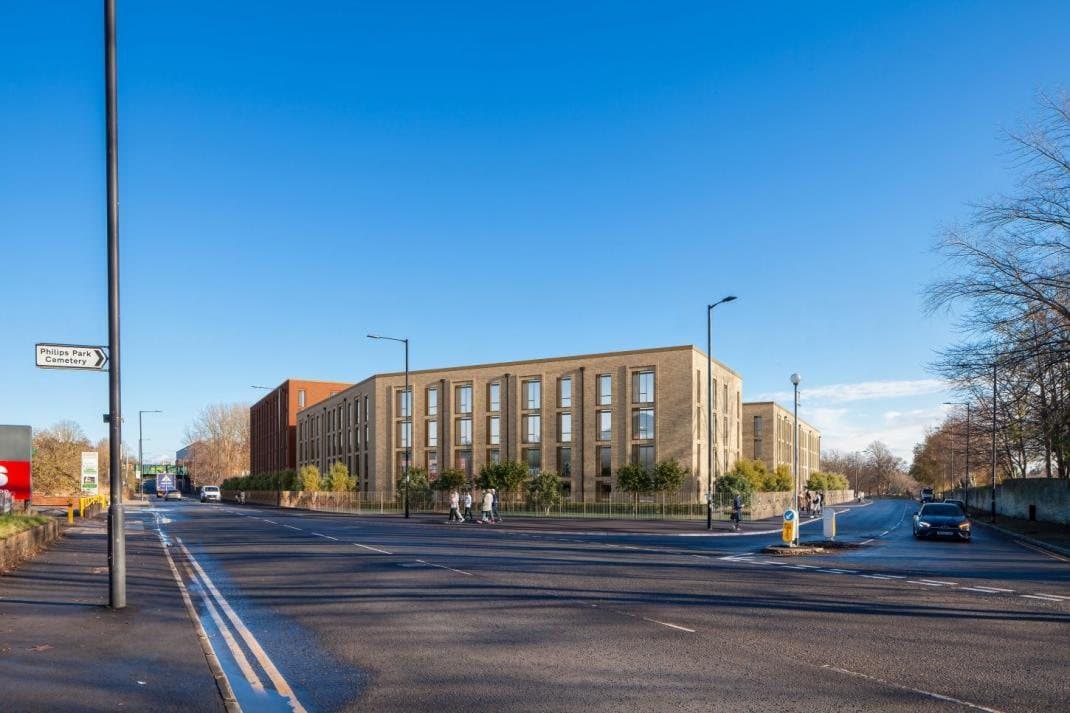 Riverpark Road, Newton Heath, Manchester, Manchester — exterior
